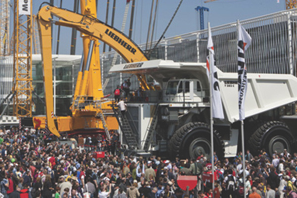 BUSINESS-TRAVEL---Bauma